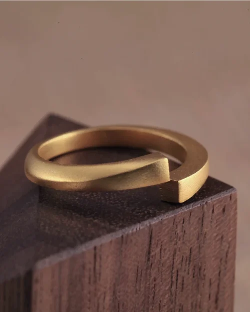 24k-gold-ring-AZK-7009-5 geometric gold ring, hand-forged 24k gold ring, sculptural gold ring