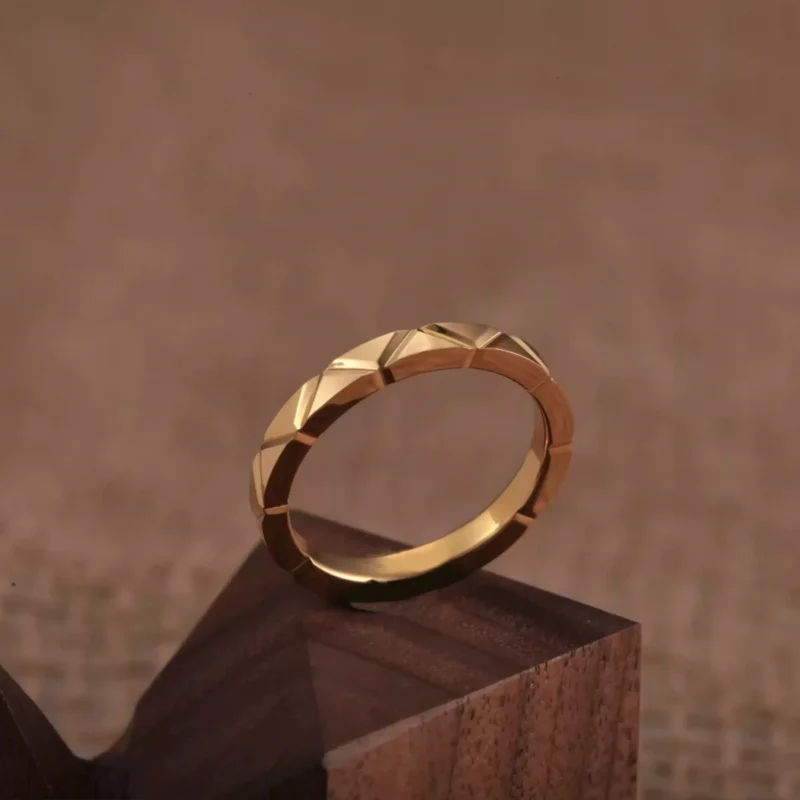 24k-gold-ring-AZK-7026-1 geometric gold wedding ring, 24k gold triangle pattern ring, hand forged faceted gold ring