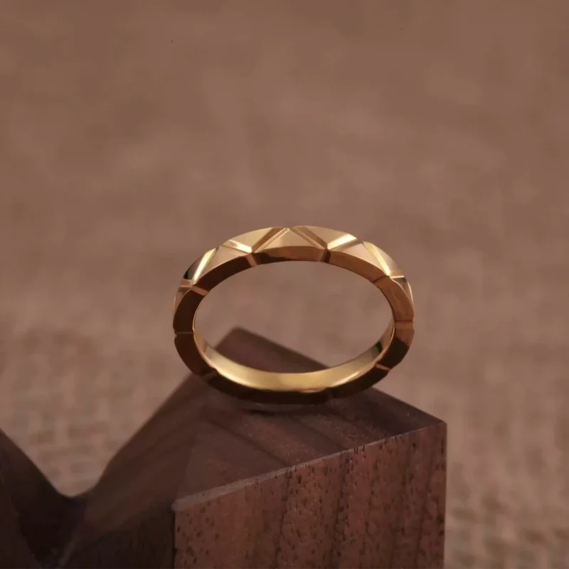 24k-gold-ring-AZK-7026-5 geometric gold wedding ring, 24k gold triangle pattern ring, hand forged faceted gold ring