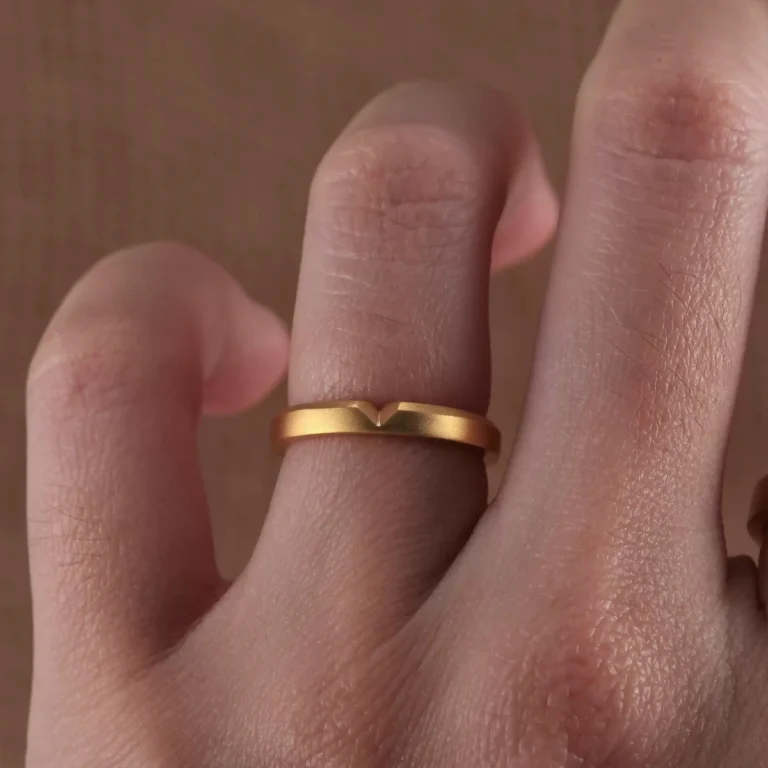 couple wedding rings, 24k gold wedding bands, heart cut gold ring, hand-forged couple rings, solid gold love bands