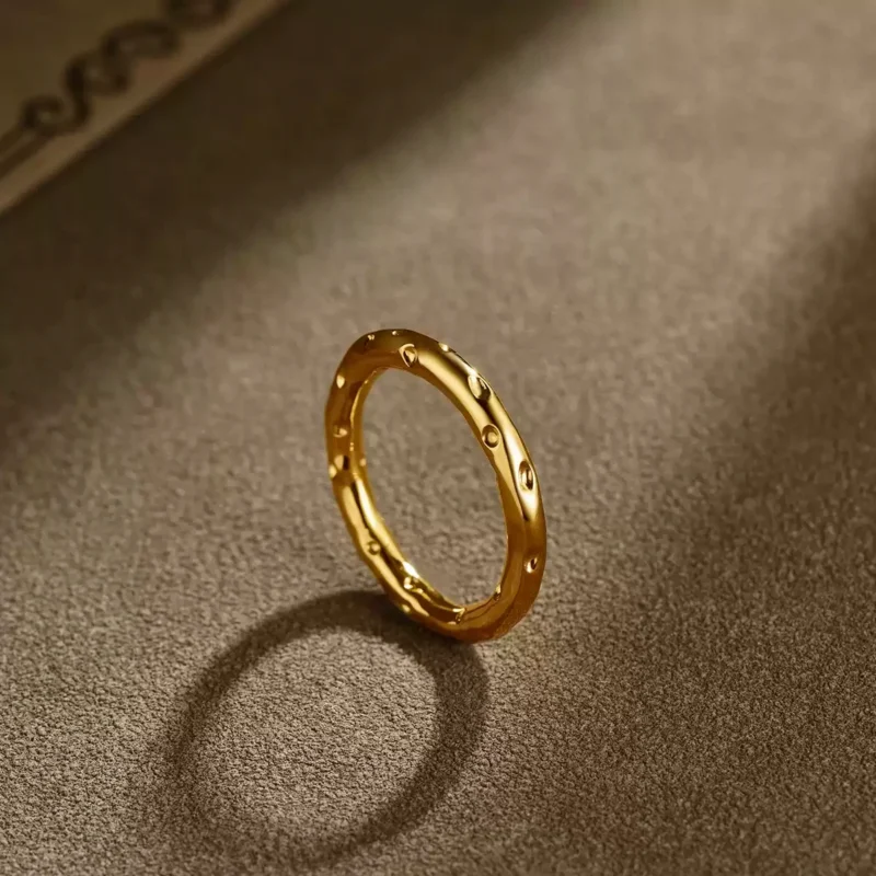 24k-gold-ring-AZK-7040-4 แหวนทองรูปชีส, แหวนสนุก 24k, เครื่องประดับทองตีมือ, แหวนทองสไตล์ขี้เล่น, เครื่องประดับทองแบบไม่เหมือนใคร