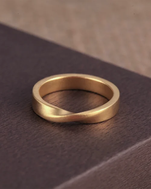 mobius gold ring, hand-forged 24k gold ring, pure gold wedding band