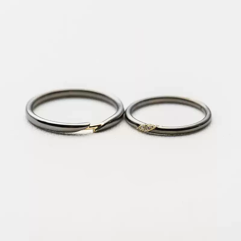 18k-gold-ring-azk-7072-11 18K Gold Wedding Ring with Diamonds - Customizable, Ideal for Wedding and Gift