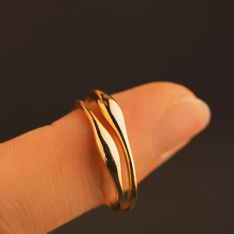 24k-gold-ring-AZK-7050-05 خاتم من الذهب عيار 18 قيراط، بتصميم يدوي رائع، مثالي لحفلات الزفاف والهدايا