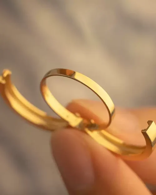 18K Gold Unique Design Wedding Ring, Simple Modern Style, Customizable