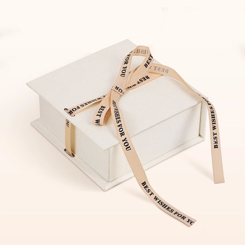 Complimentary gift box