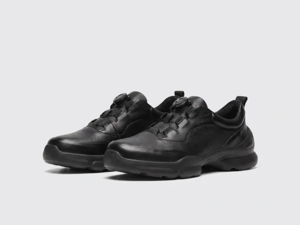 lightweight boa walking sneakers in black, front 45-degree view of the pair on a light gray background