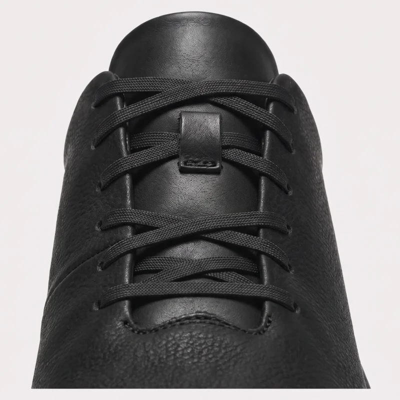 Waterproof leather hiking sneakers - black matte lace-up closure close-up