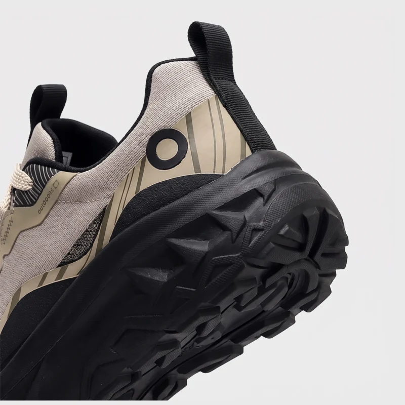 men's breathable chunky trail sneakers - lightweight hiking & casual walking shoes in khaki, close-up view of the heel on a light gray background