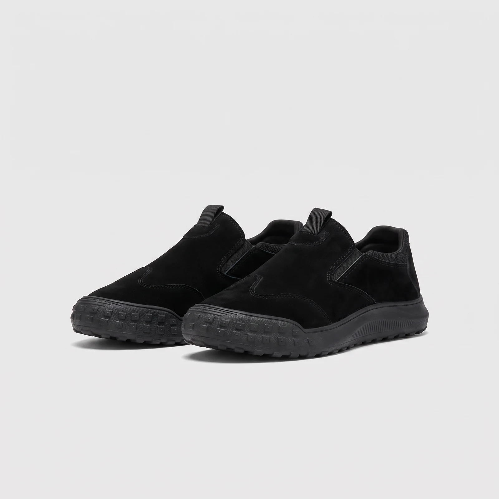 AZEKA slip-on work safety shoes in black